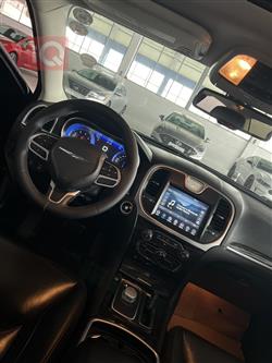 کرایسلەر 300